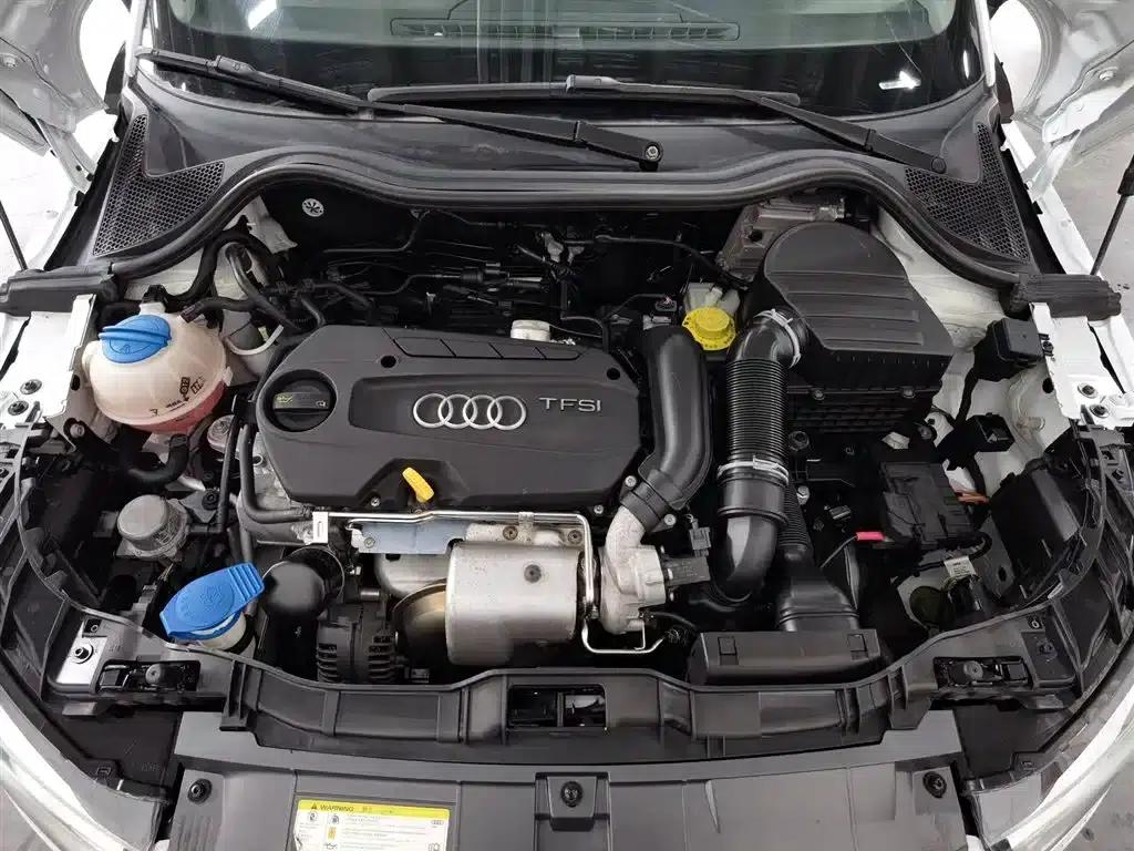 Audi A1 2014 30 TFSI Sportback Comfort — миниатюра 6