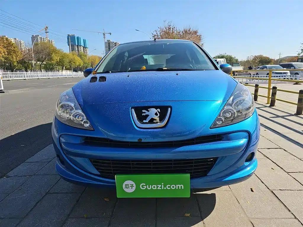 Peugeot 207 2011 Hatchback 1.4L Manual Comfort Edition — миниатюра 5
