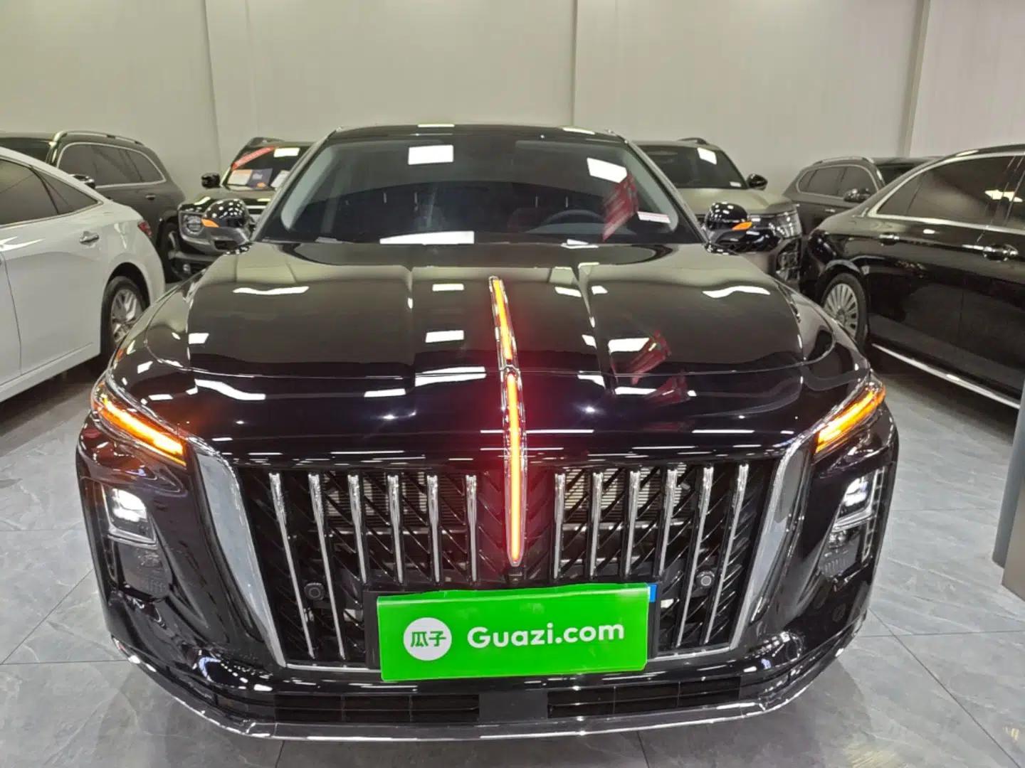 Hongqi H5 PHEV 2025 130 Super Hybrid Version — миниатюра 2