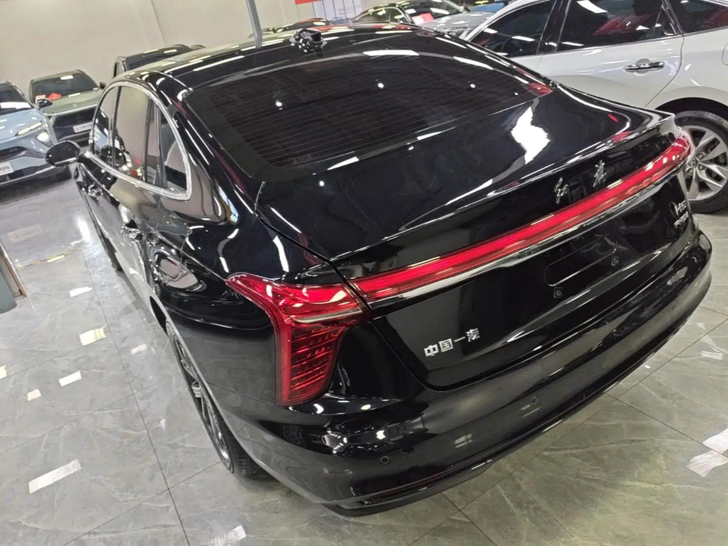 Hongqi H5 PHEV 2025 130 Super Hybrid Version — миниатюра 4