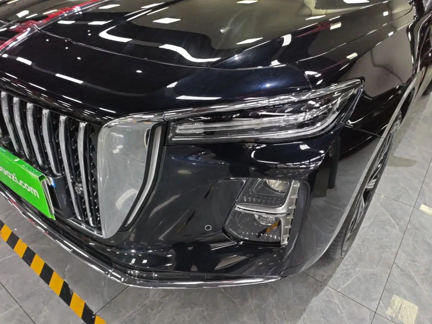 Hongqi H5 PHEV 2025 130 Super Hybrid Version — миниатюра 9