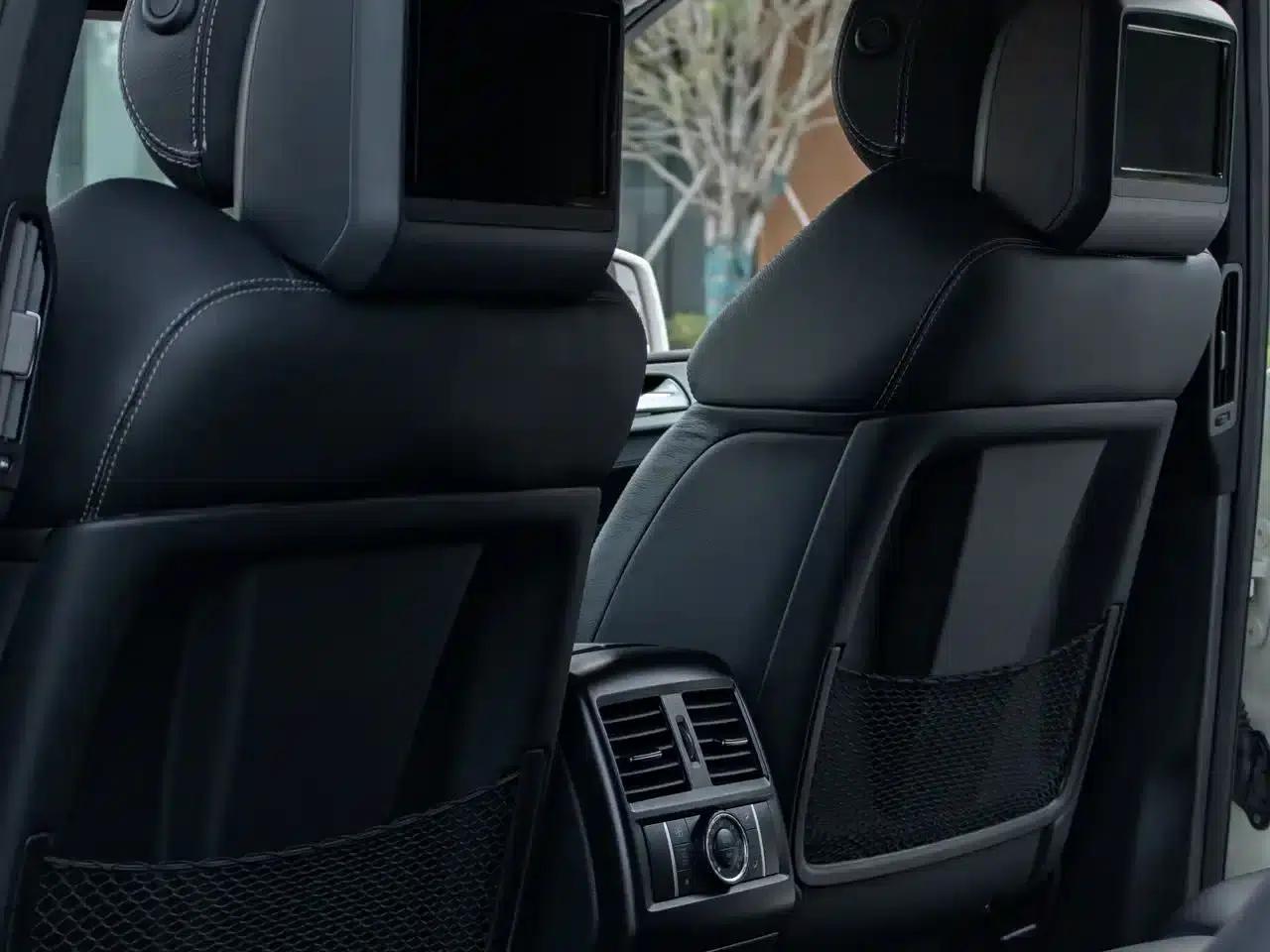 2012 Mercedes-Benz M-Class AMG ML 63 — миниатюра 18