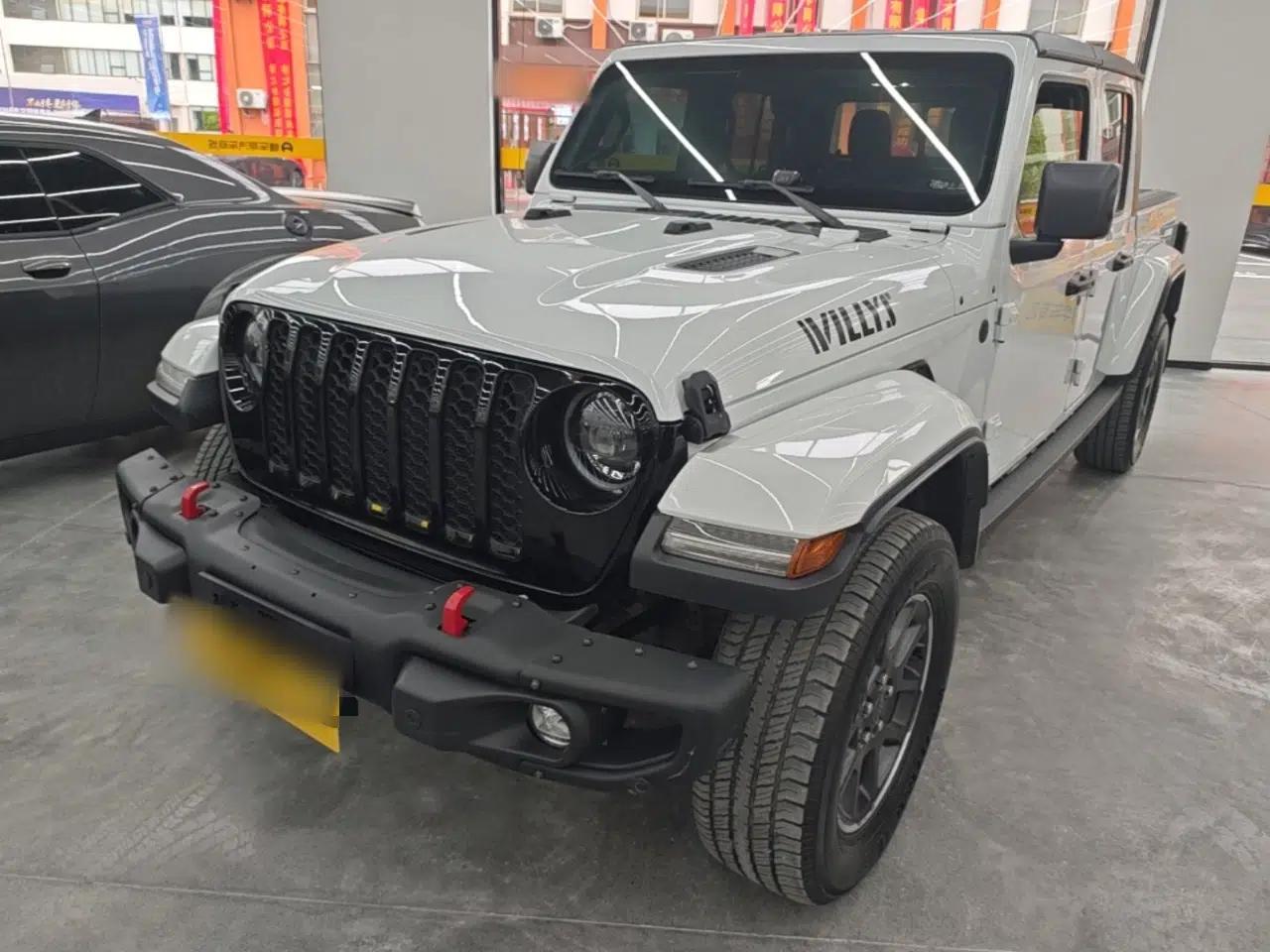 Jeep Gladiator 2023 3.6L Overland — миниатюра 1