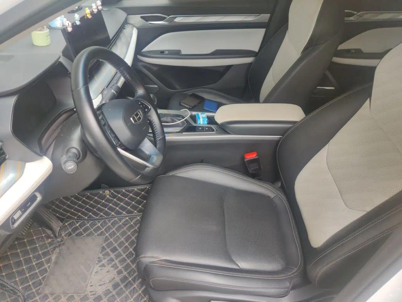Geely Auto Emgrand L 2022 1.4T CVT Flagship Edition — миниатюра 16