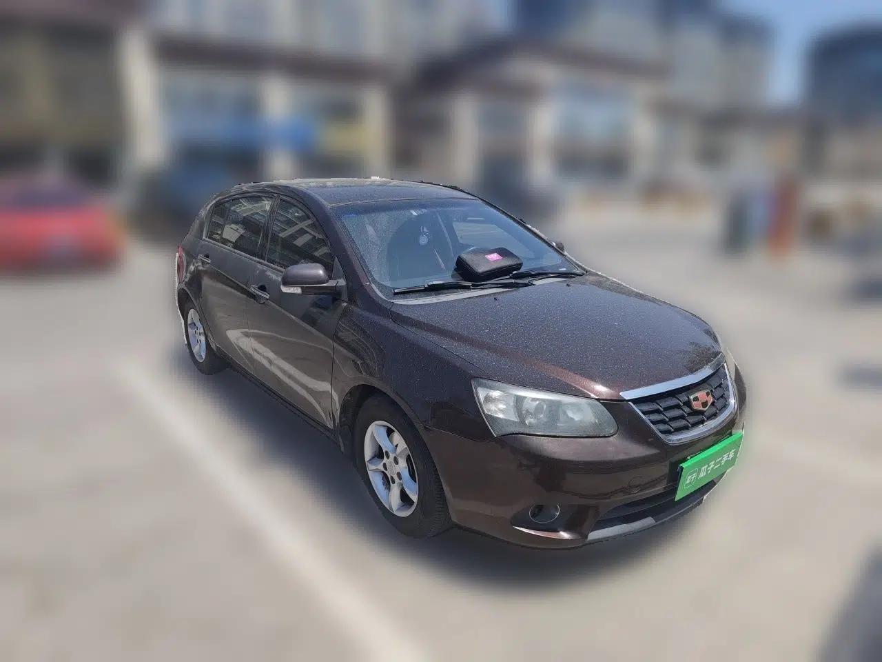 Geely Auto Classic Emgrand 2013 Hatchback 1.5L Manual Entry-Level Model — миниатюра 3