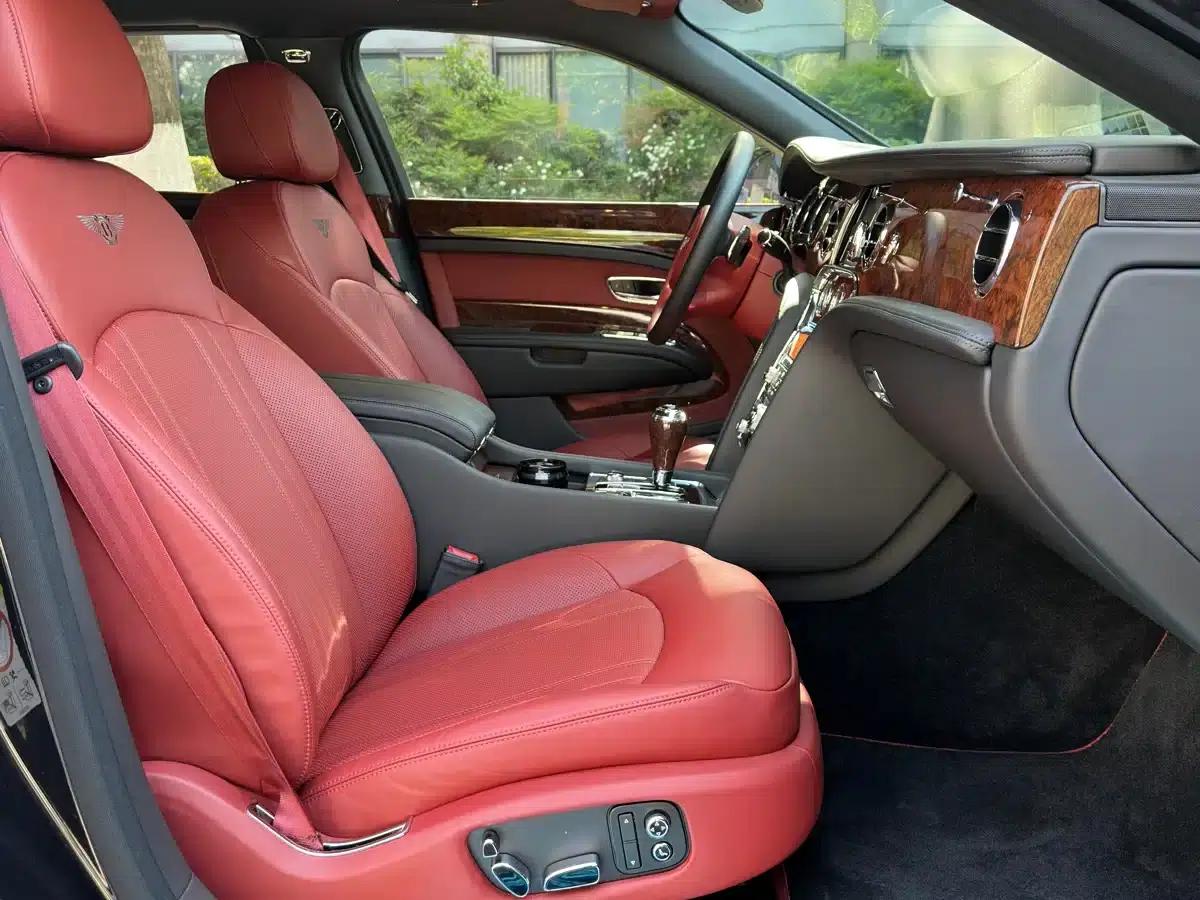 Mulsanne 2017 6.8T Long Wheelbase — миниатюра 13