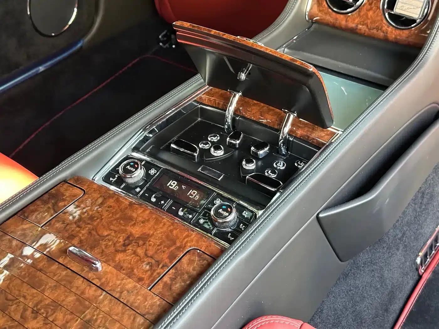 Mulsanne 2017 6.8T Long Wheelbase — миниатюра 21