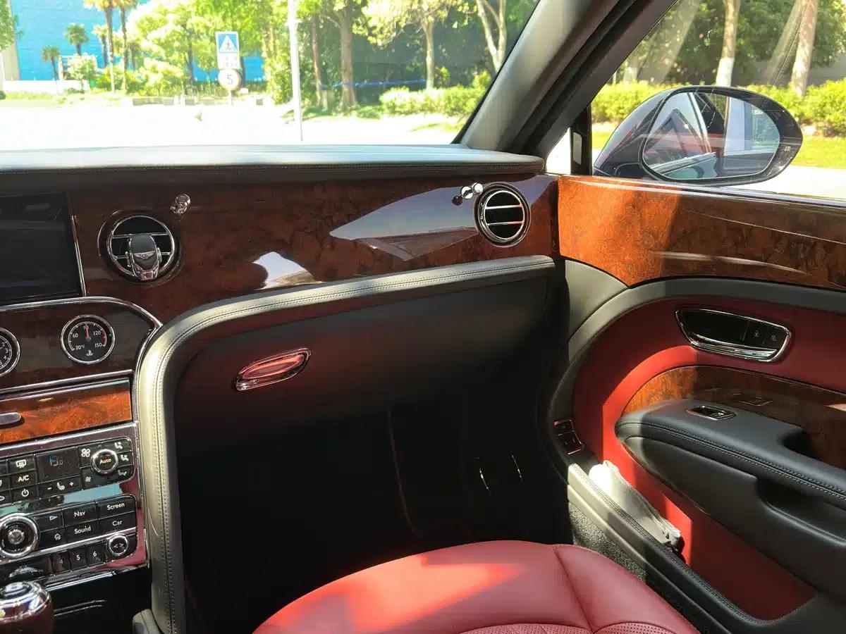 Mulsanne 2017 6.8T Long Wheelbase — миниатюра 25