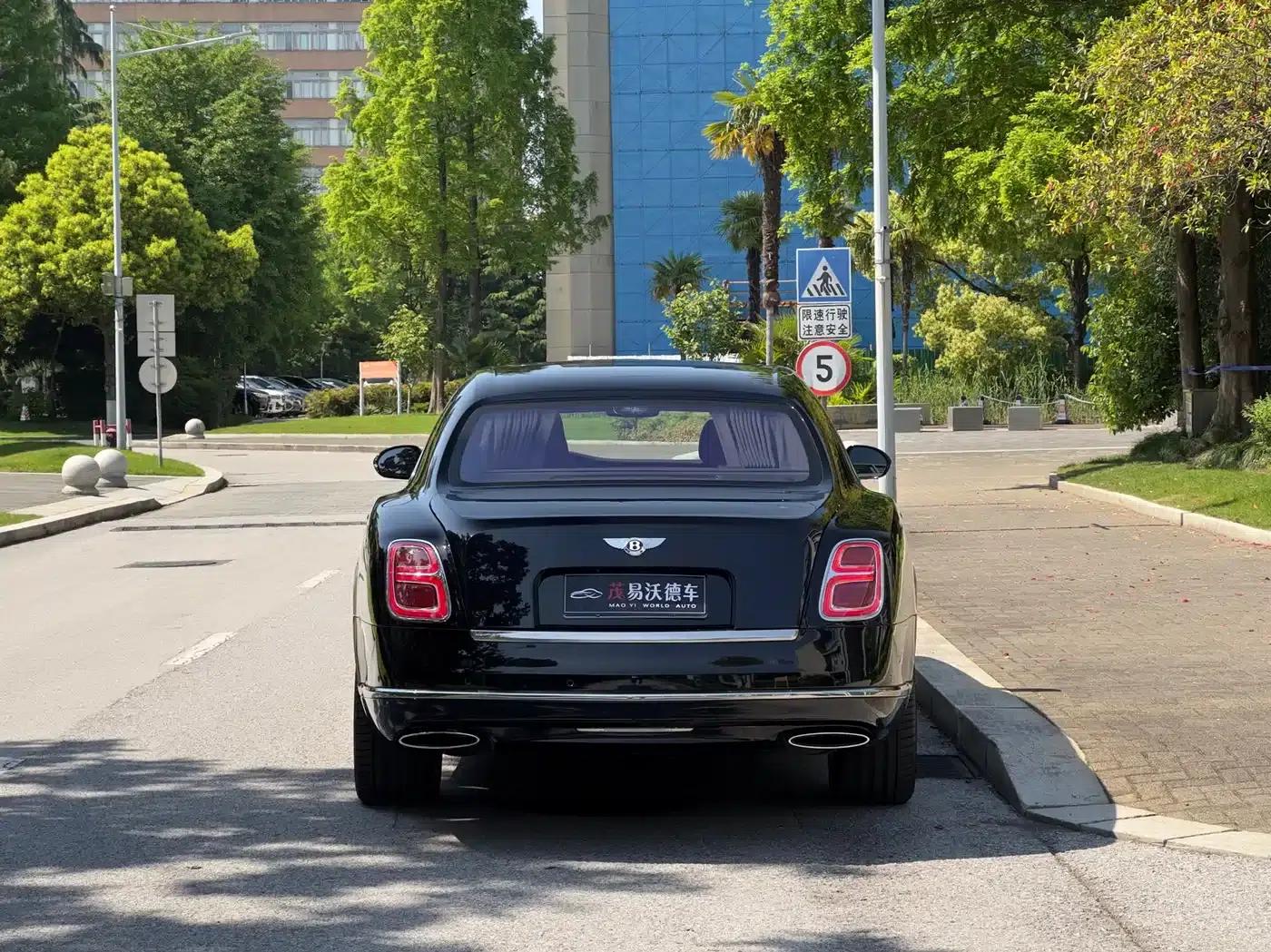 Mulsanne 2017 6.8T Long Wheelbase — миниатюра 6