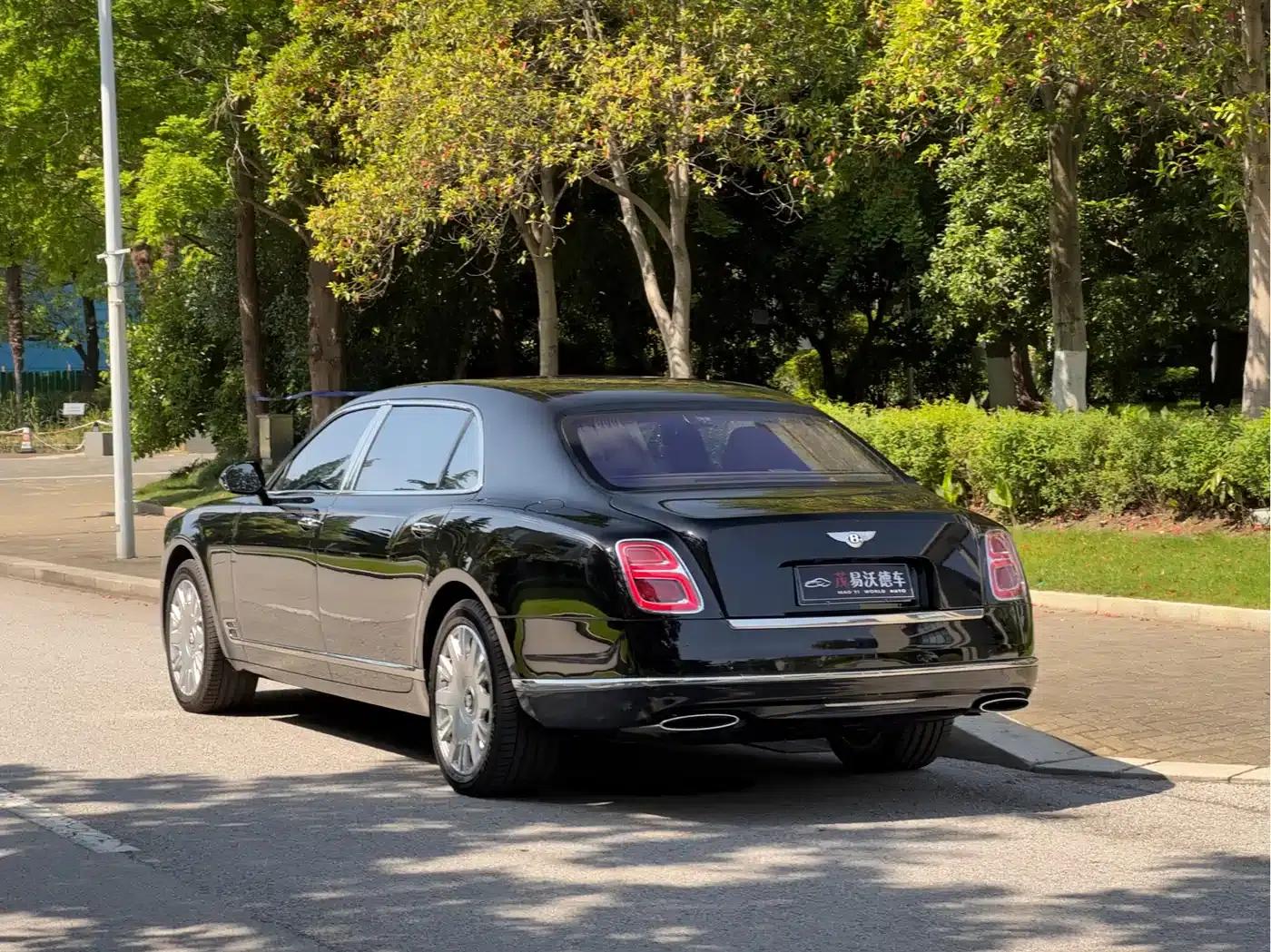 Mulsanne 2017 6.8T Long Wheelbase — миниатюра 7