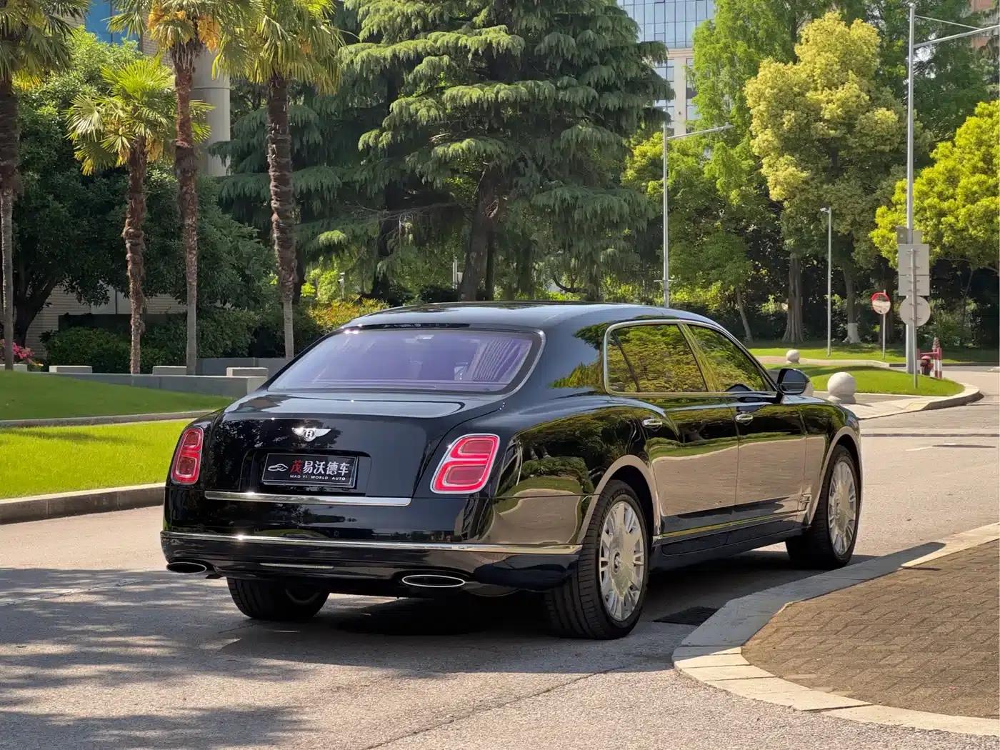 Mulsanne 2017 6.8T Long Wheelbase — миниатюра 8