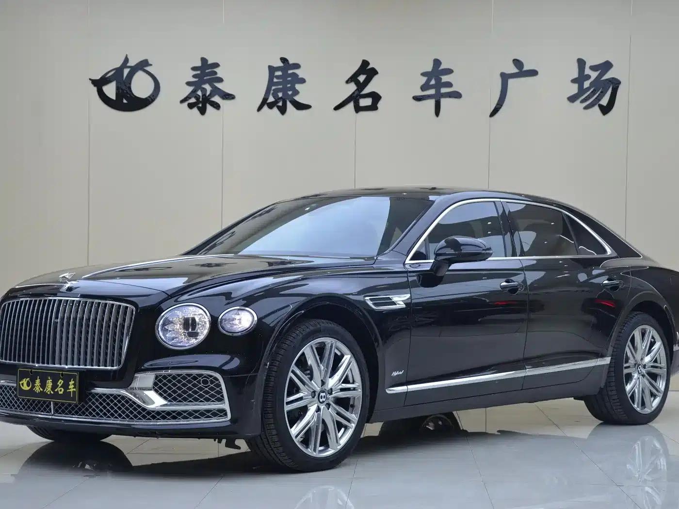 2022 Flying Spur Plug-in Hybrid 2.9T V6 — миниатюра 1