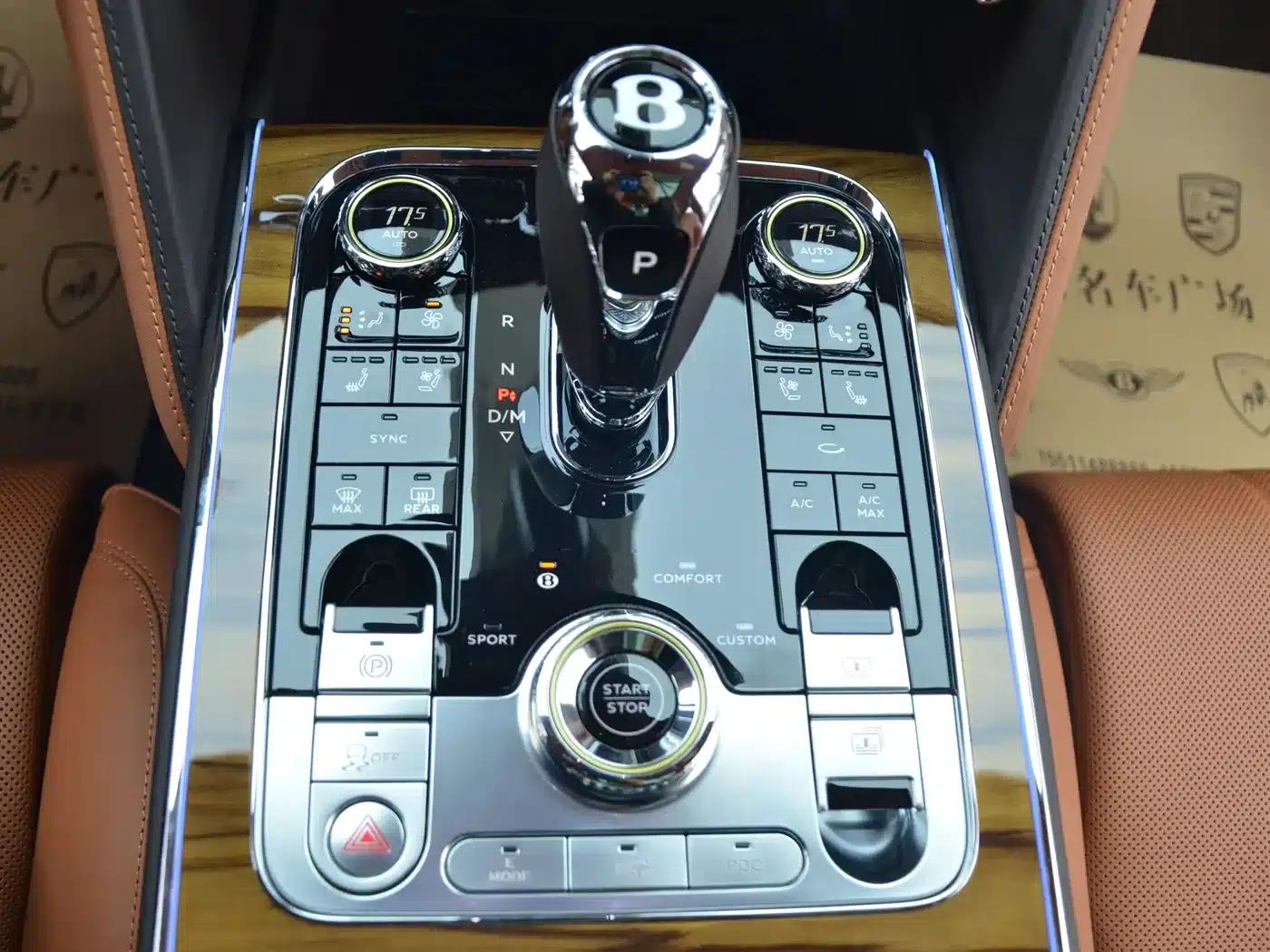 2022 Flying Spur Plug-in Hybrid 2.9T V6 — миниатюра 11