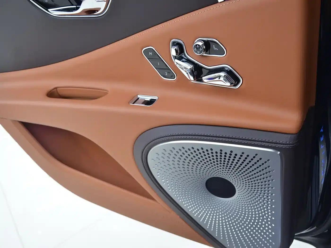 2022 Flying Spur Plug-in Hybrid 2.9T V6 — миниатюра 15