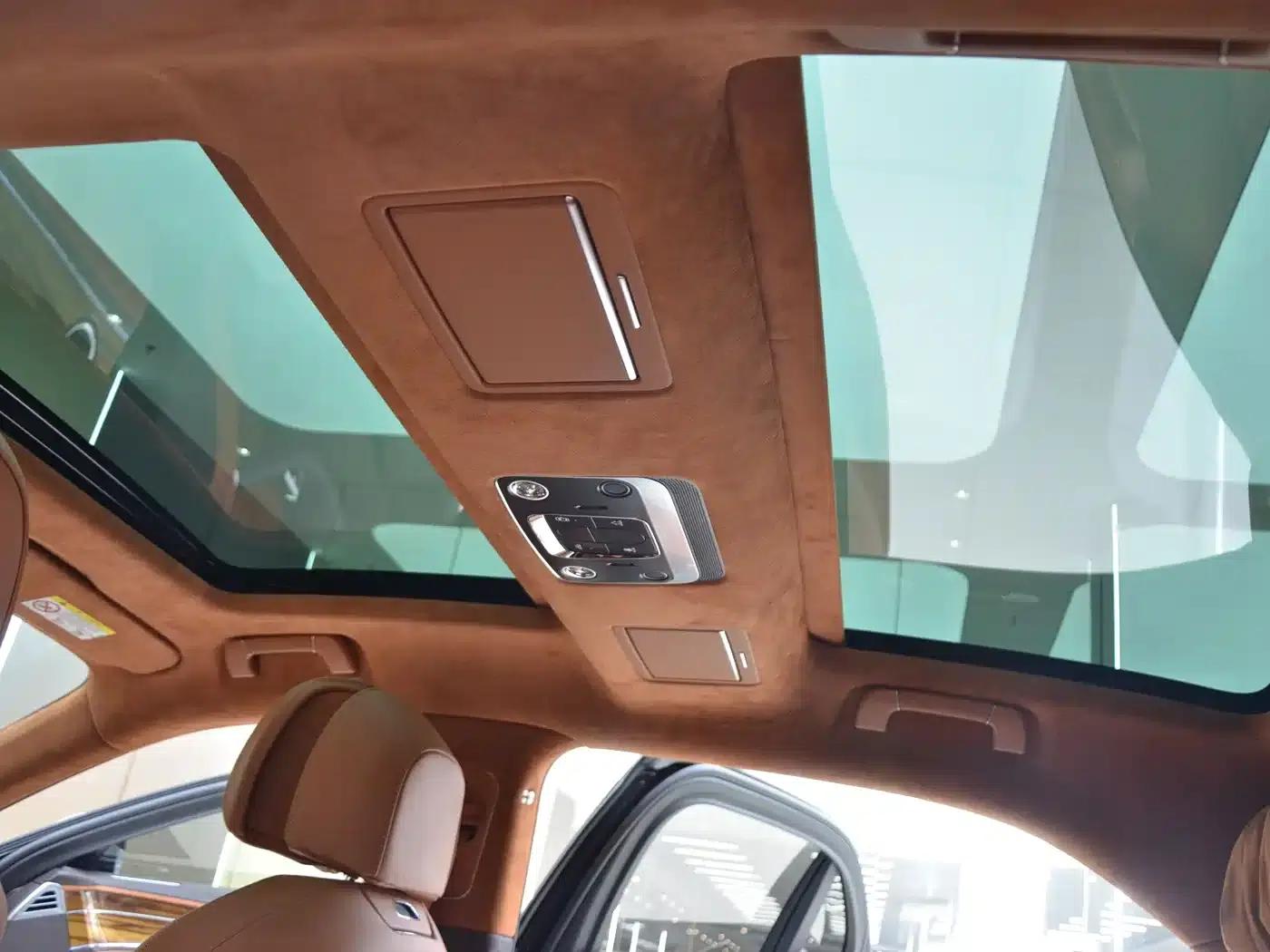 2022 Flying Spur Plug-in Hybrid 2.9T V6 — миниатюра 10