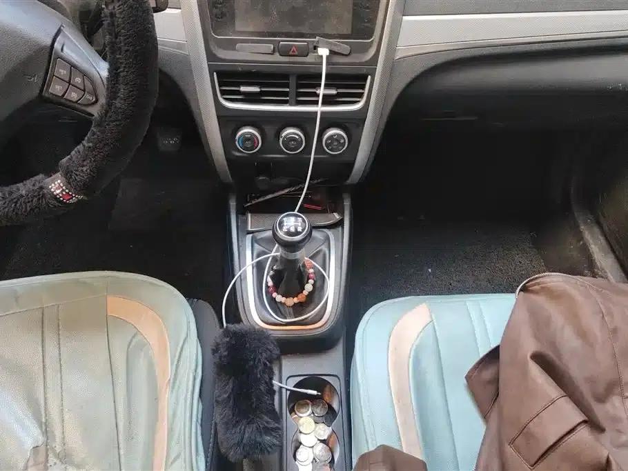 Besturn B30 2017 1.6L Manual Deluxe Edition — миниатюра 16