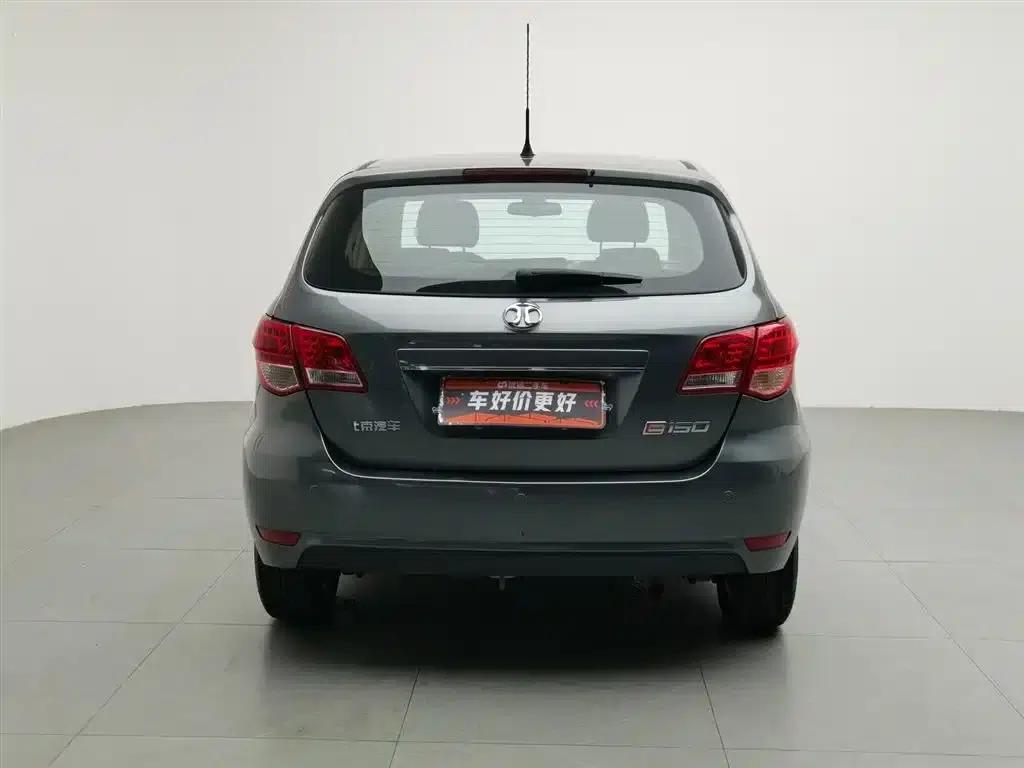 Beijing Automotive E-Series 2012 Hatchback 1.5L Automatic Comfort Edition — миниатюра 4