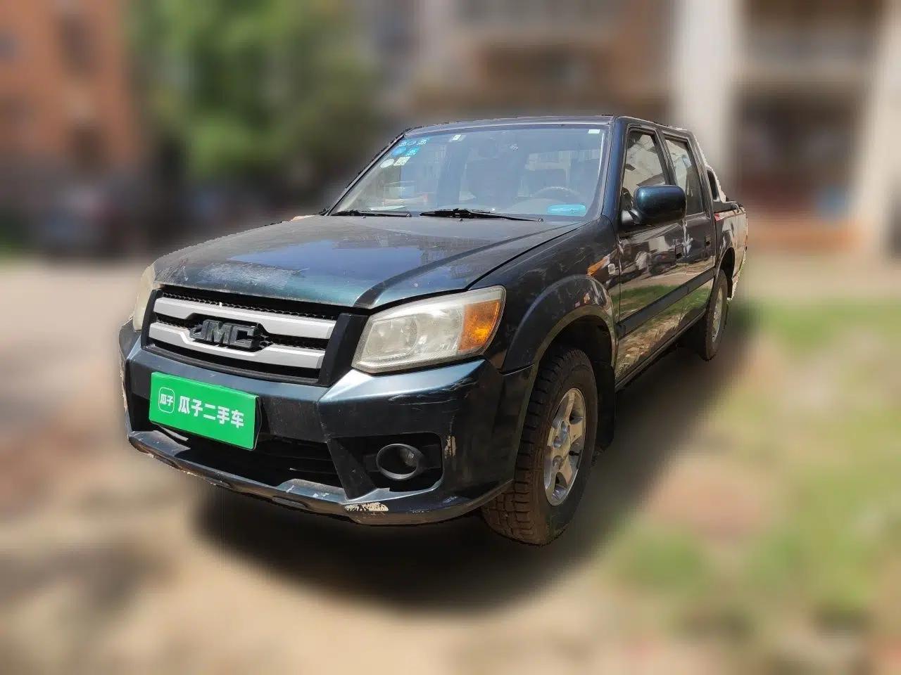 JMC Baodian 2016 2.8T New Value-Added Diesel Two-Wheel Drive Standard Version Long Wheelbase – JX493ZLQ4G — миниатюра 1