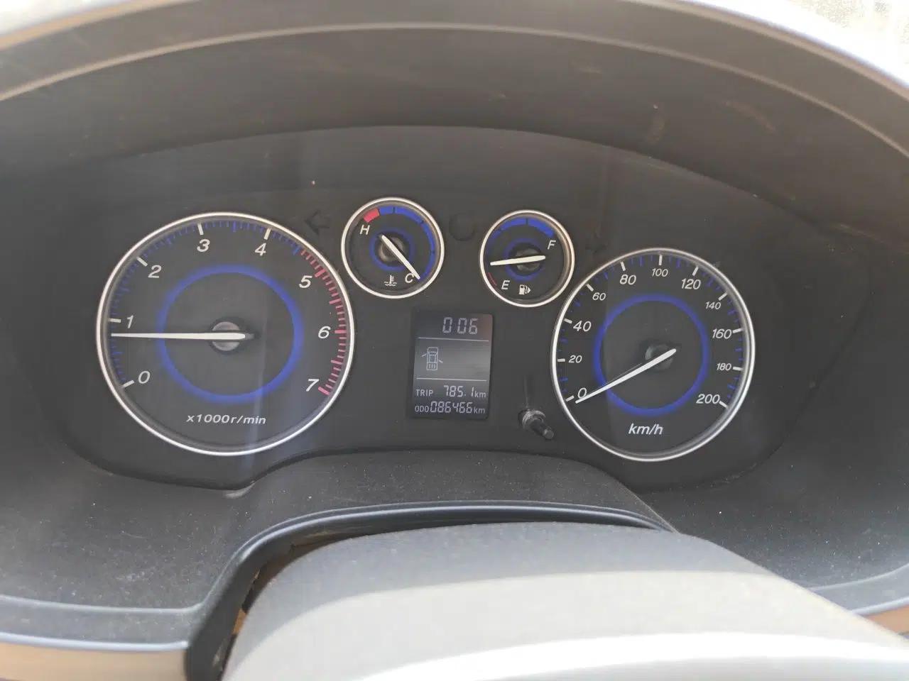 JMC Baodian 2016 2.8T New Value-Added Diesel Two-Wheel Drive Standard Version Long Wheelbase – JX493ZLQ4G — миниатюра 12