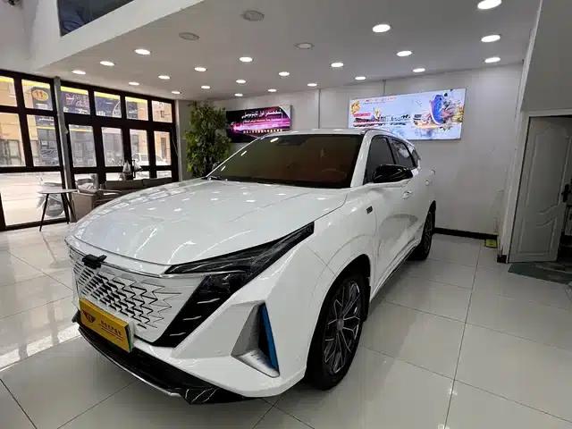 Changan Oushang Z6 New Energy 2022 Blue Whale iDD 150KM Flagship PLUS Smart Parking Edition
