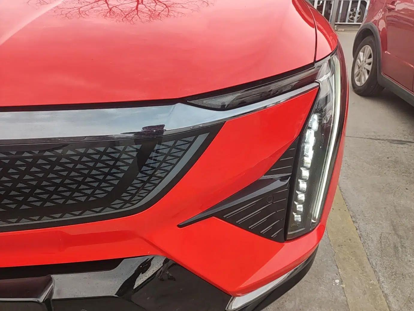 Cadillac OPTIQ 2024 Four-Wheel Drive Long-Range Version — миниатюра 5