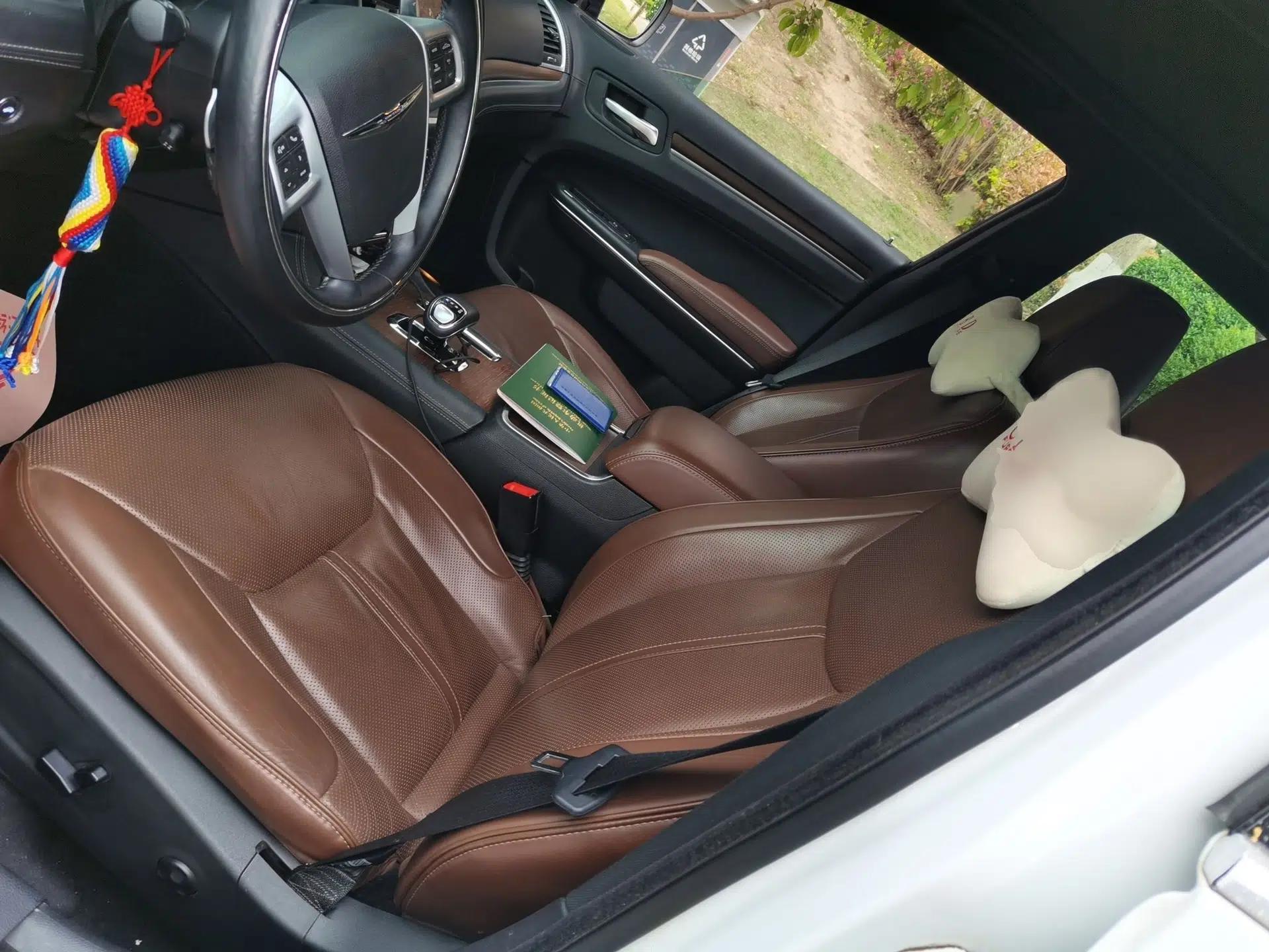Chrysler 300C 2014 3.0L Excellence Edition — миниатюра 14