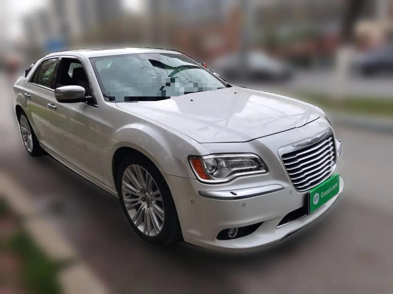 Chrysler 300C 2014 3.0L Excellence Edition — миниатюра 3