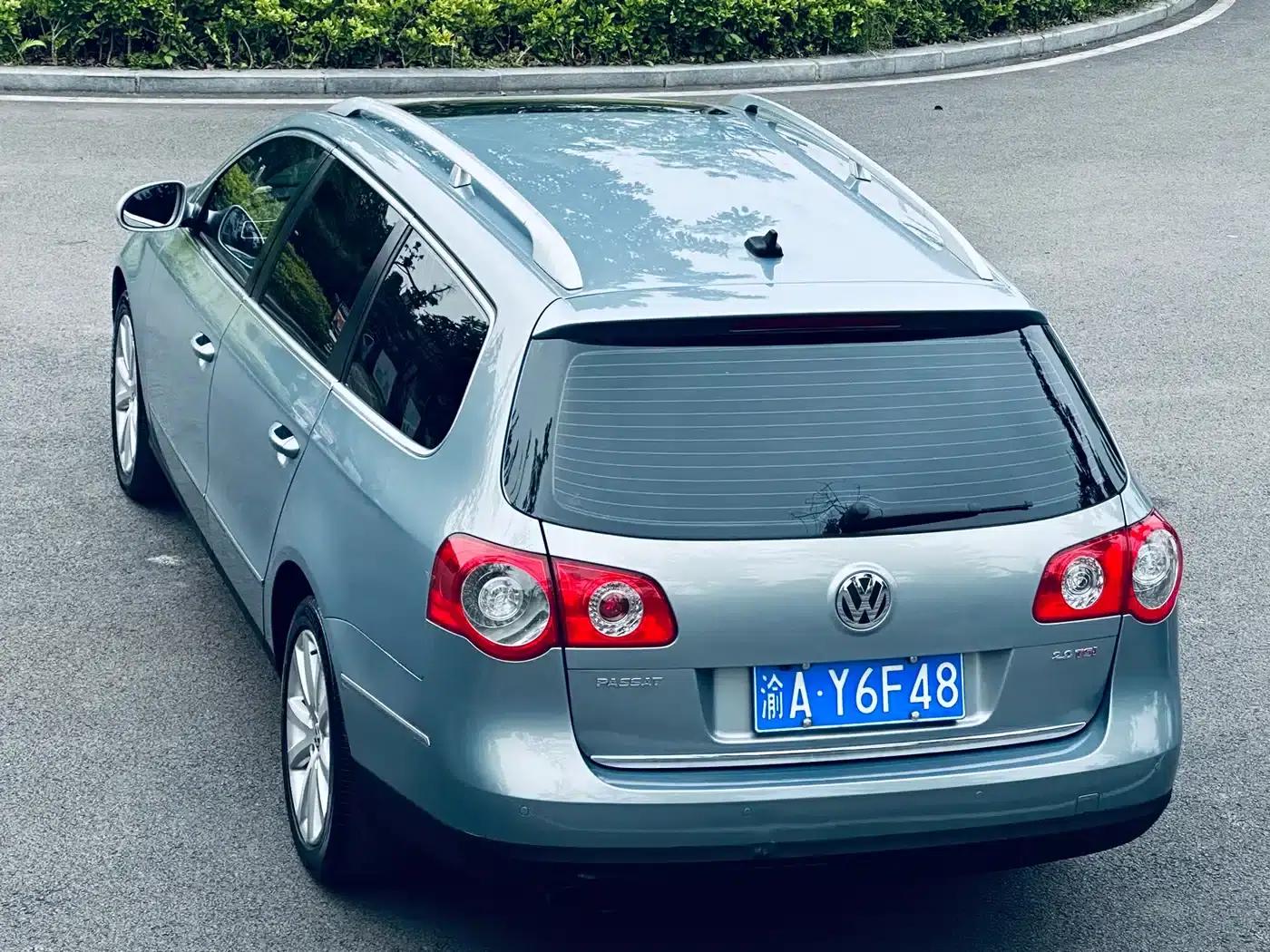 2011 Passat 2.0T Touring Luxury Edition — миниатюра 5