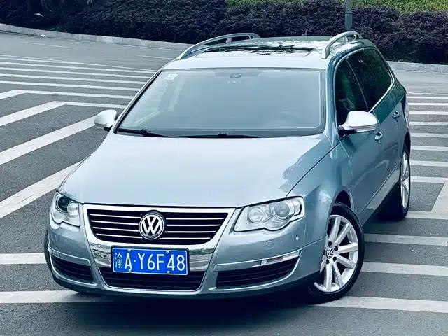 2011 Passat 2.0T Touring Luxury Edition