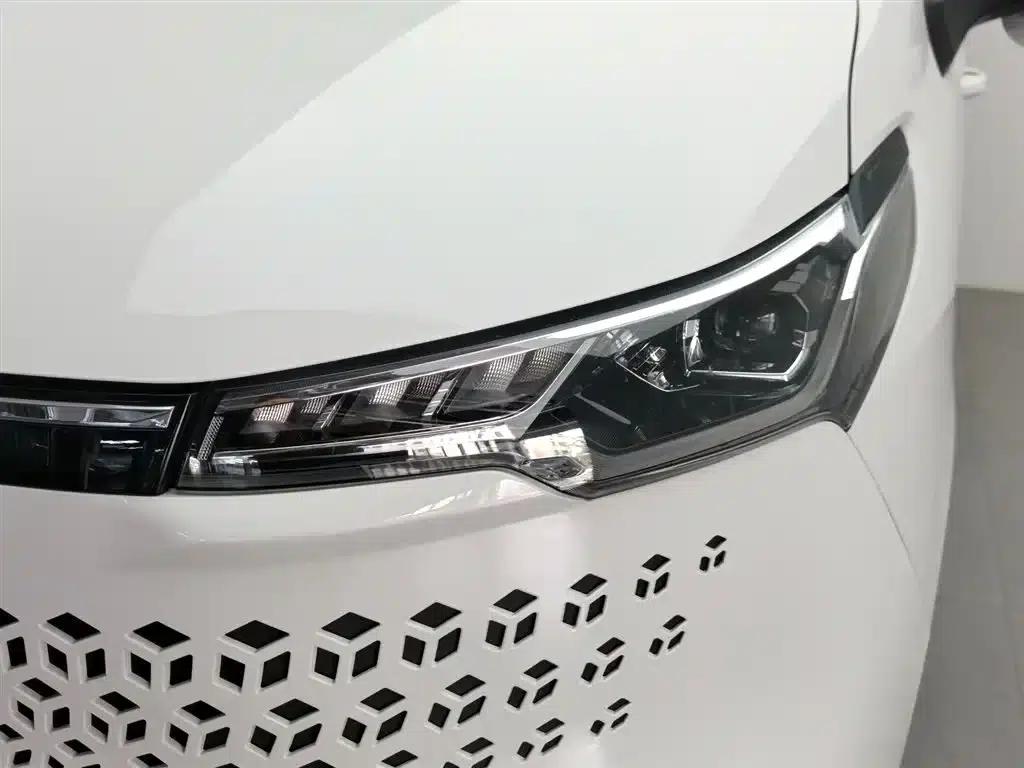 Xintu V70 2025 2.0T Manual Short Wheelbase Low Roof Elite Edition 5/6 Seats (125Ps) — миниатюра 5