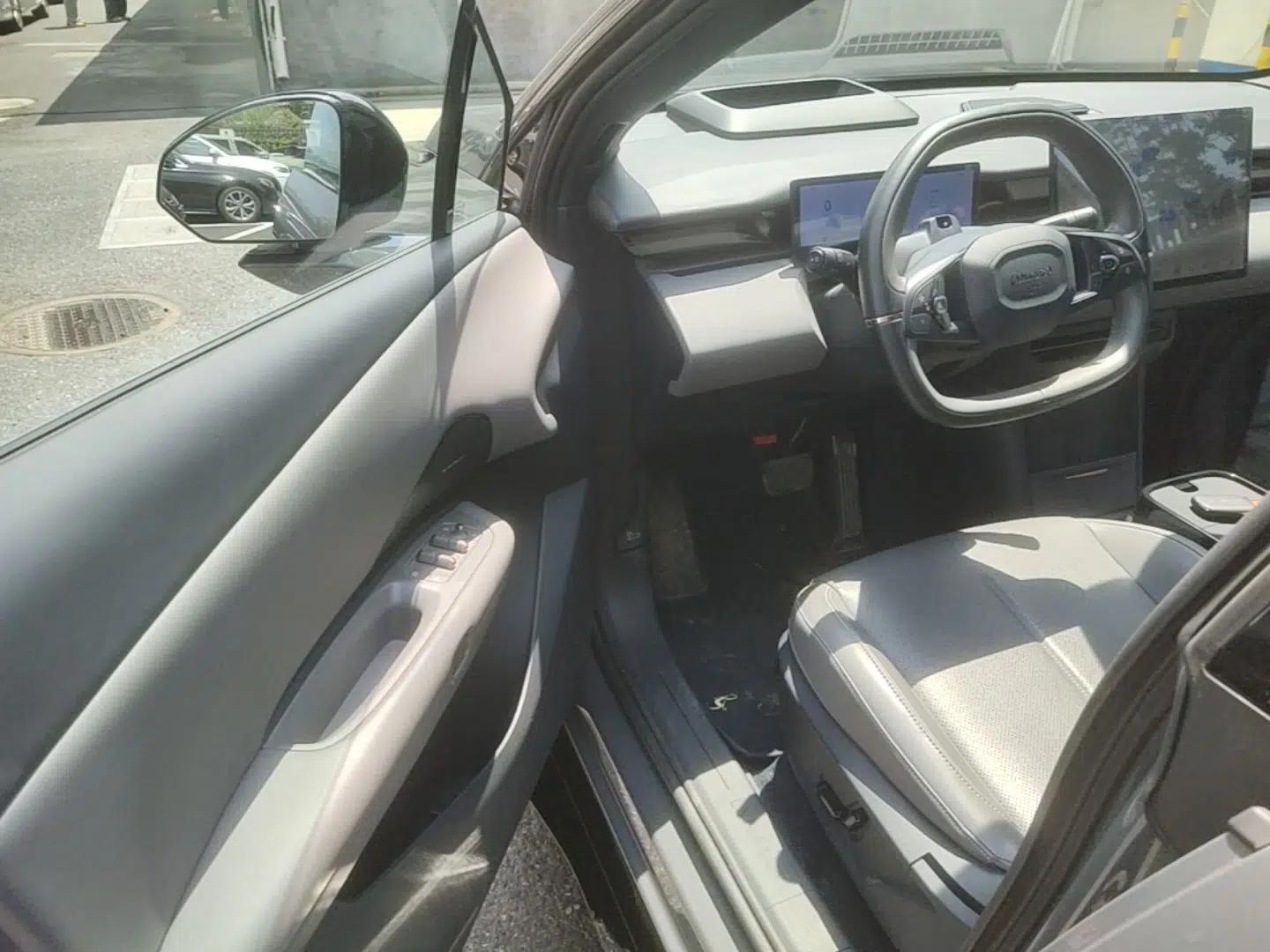 Lynk & Co Z20 2025 530 km Range Rear-Wheel Drive Max — миниатюра 19