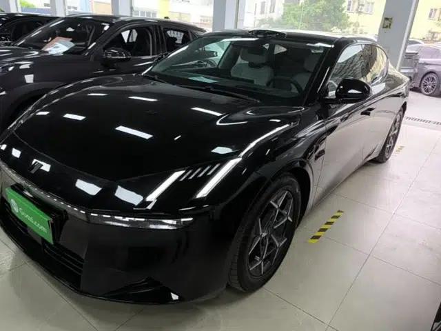 Lynk & Co 10 EM-P 2025 Model 120 Four-Wheel Drive Ultra