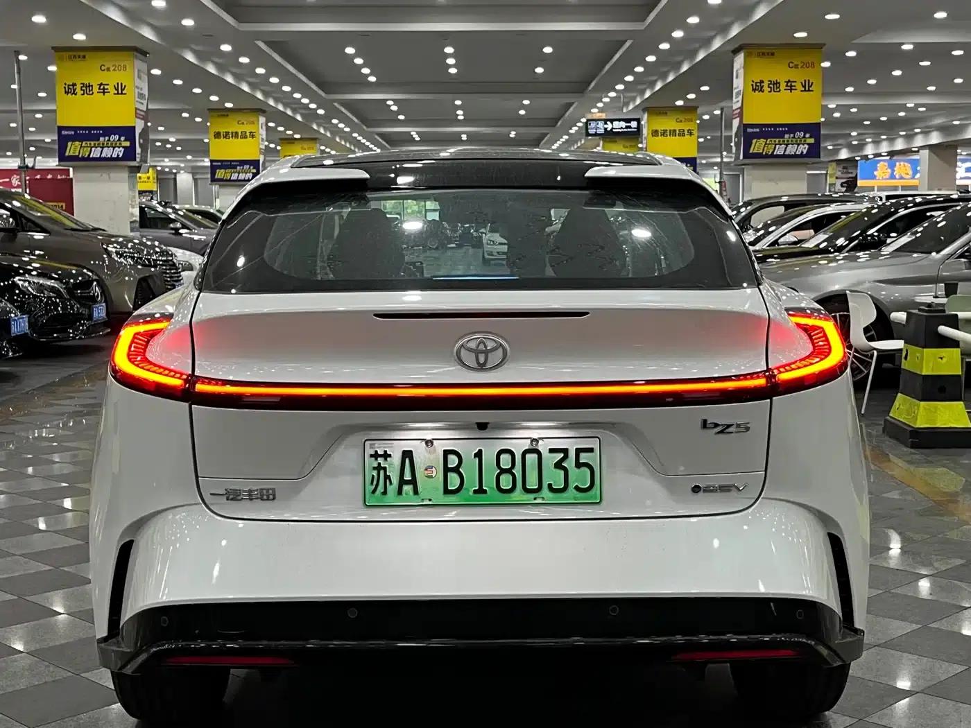Toyota BZ5 2025 550 PRO — миниатюра 5