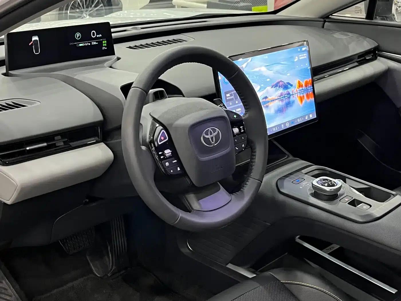 Toyota BZ5 2025 550 PRO — миниатюра 6