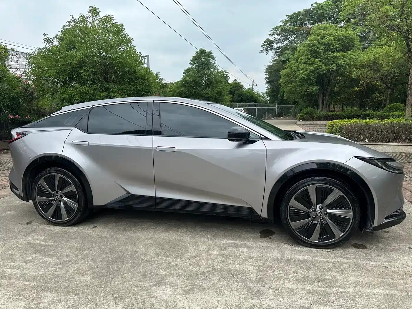 Toyota BZ5 2025 550 PRO — миниатюра 11