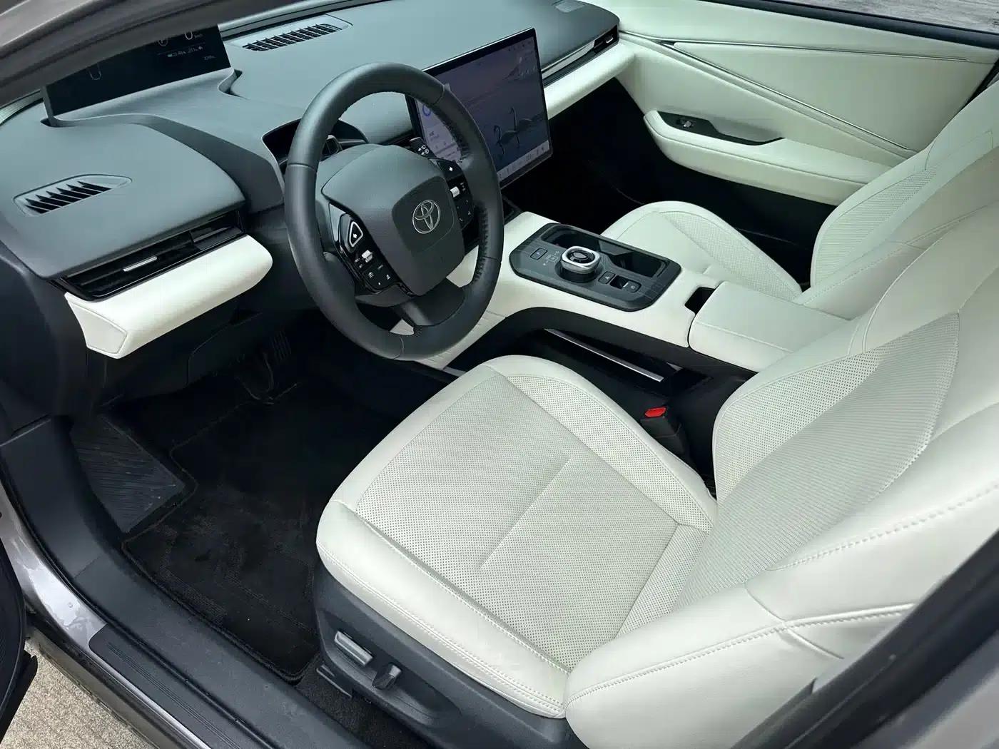 Toyota BZ5 2025 550 PRO — миниатюра 23