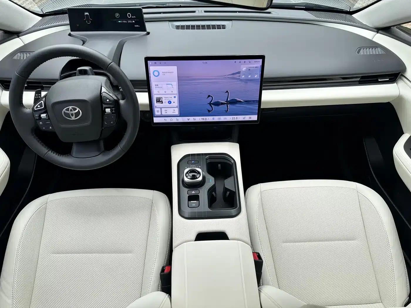 Toyota BZ5 2025 550 PRO — миниатюра 29