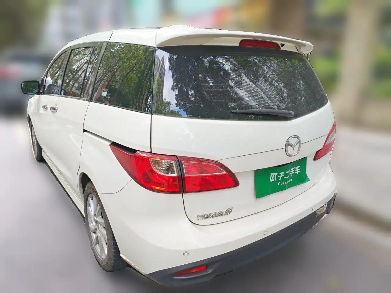 Mazda 5 2011 2.0L Automatic Luxury Edition — миниатюра 4
