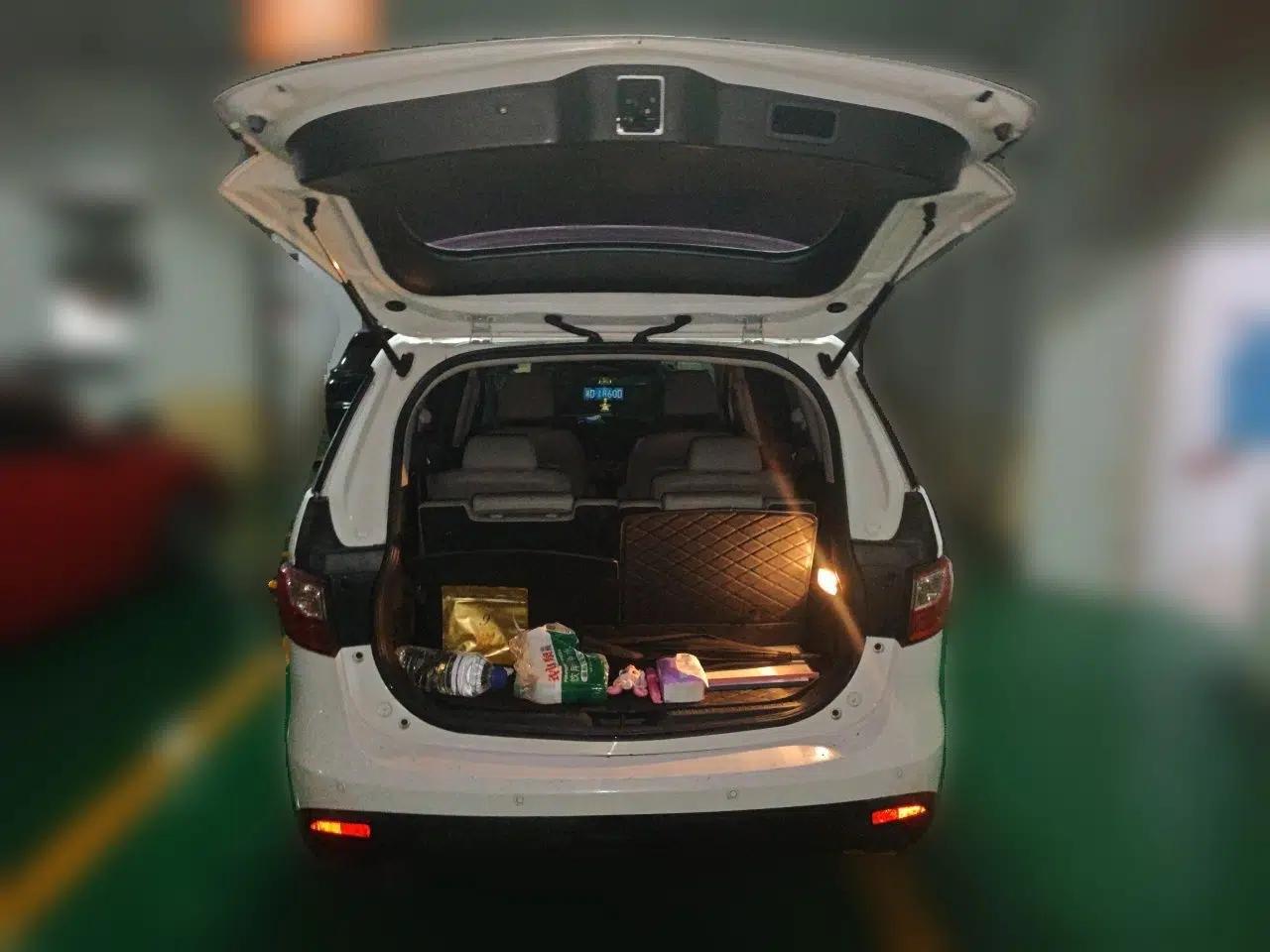Mazda 5 2013 2.0L Automatic Luxury Edition — миниатюра 20