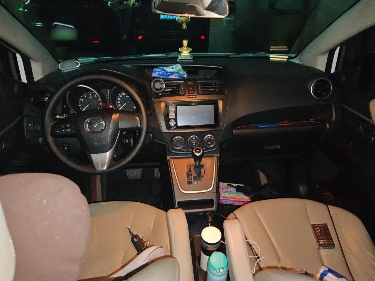 Mazda 5 2013 2.0L Automatic Luxury Edition — миниатюра 10