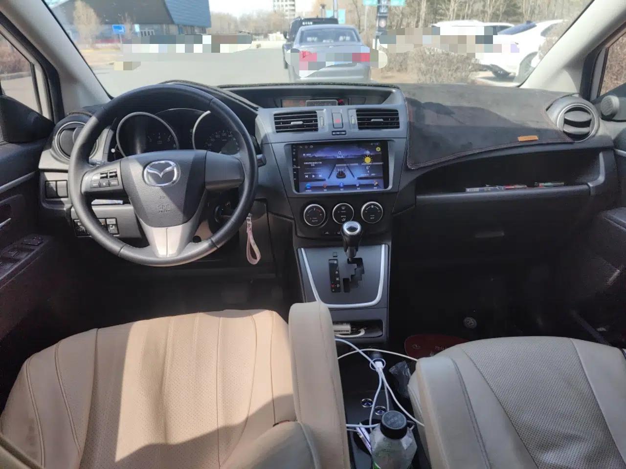 Mazda 5 2013 2.0L Automatic Luxury Edition — миниатюра 10