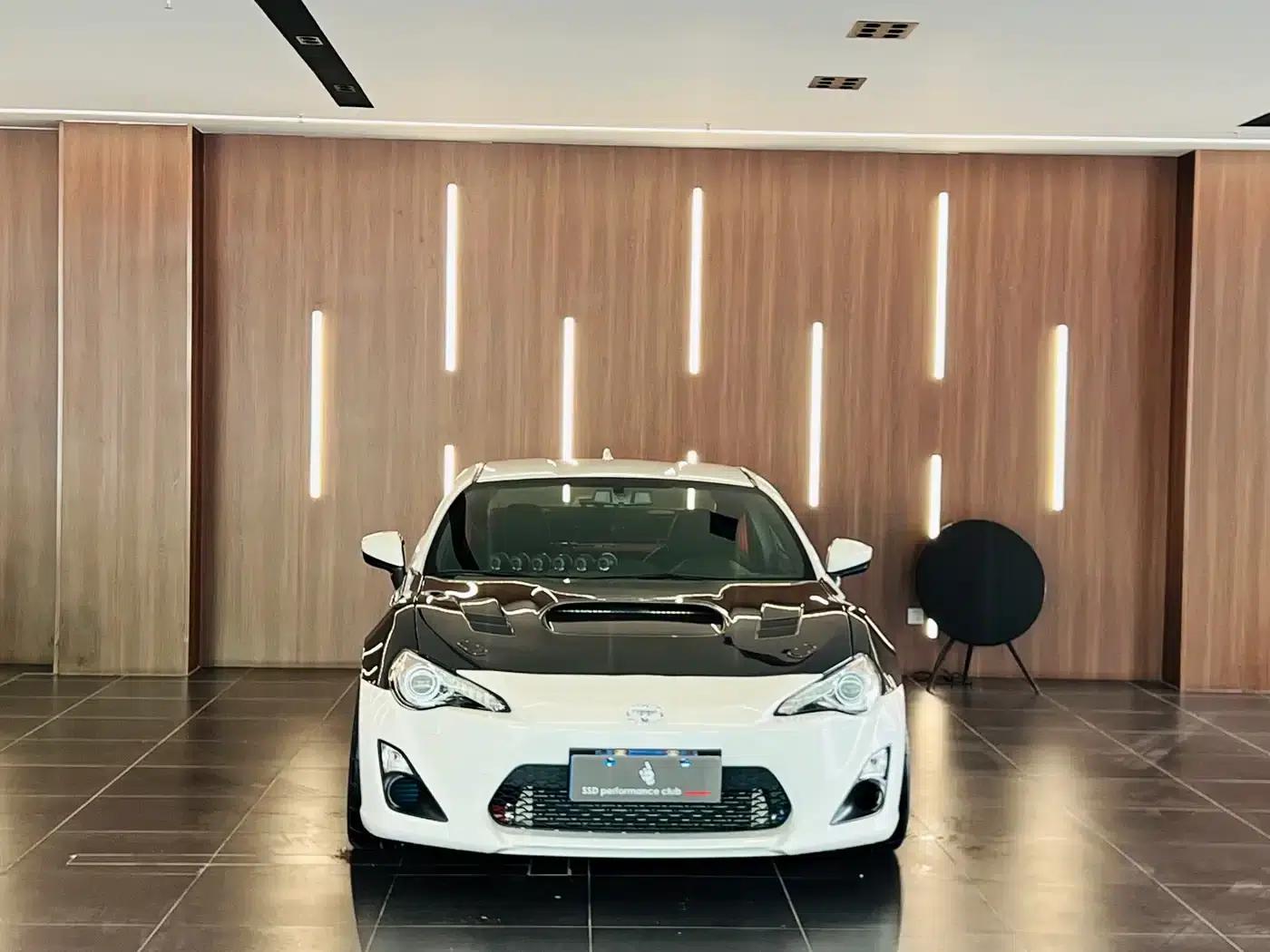 Toyota 86 2014 2.0L Manual Deluxe — миниатюра 2