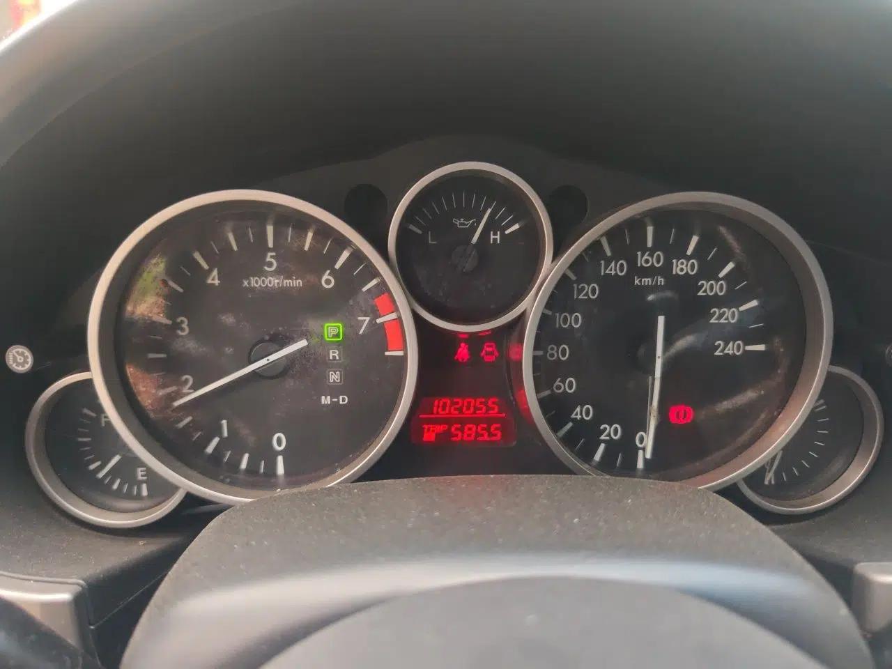 Mazda MX-5 2009 2.0 — миниатюра 12