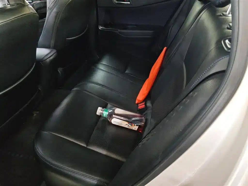 Toyota C-HR EV 2020 Luxury Sunroof Edition — миниатюра 17