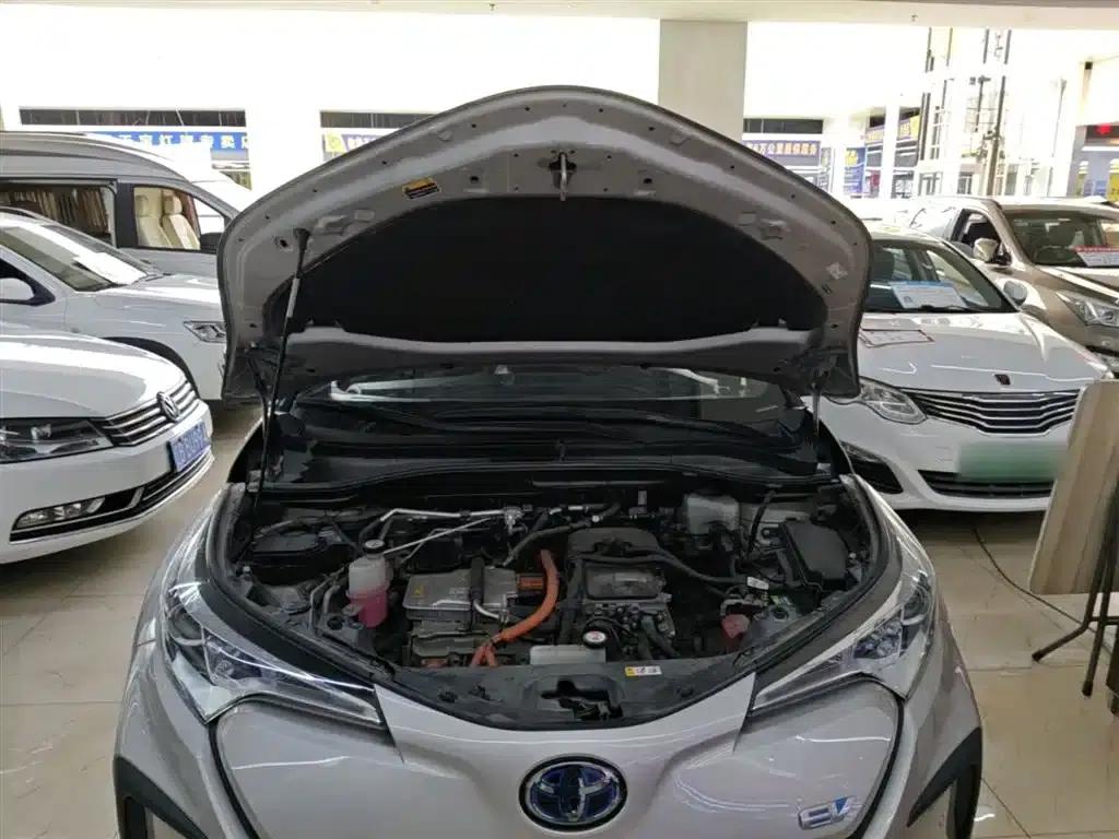 Toyota C-HR EV 2020 Luxury Sunroof Edition — миниатюра 20