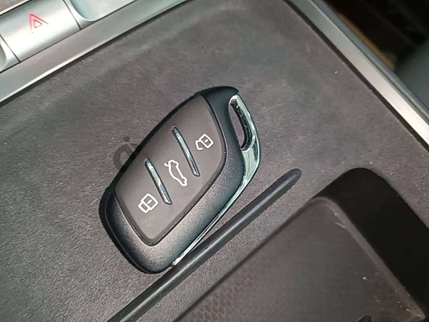 MG ES5 2025 525max Rear-Drive Intelligent Driving Version — миниатюра 12