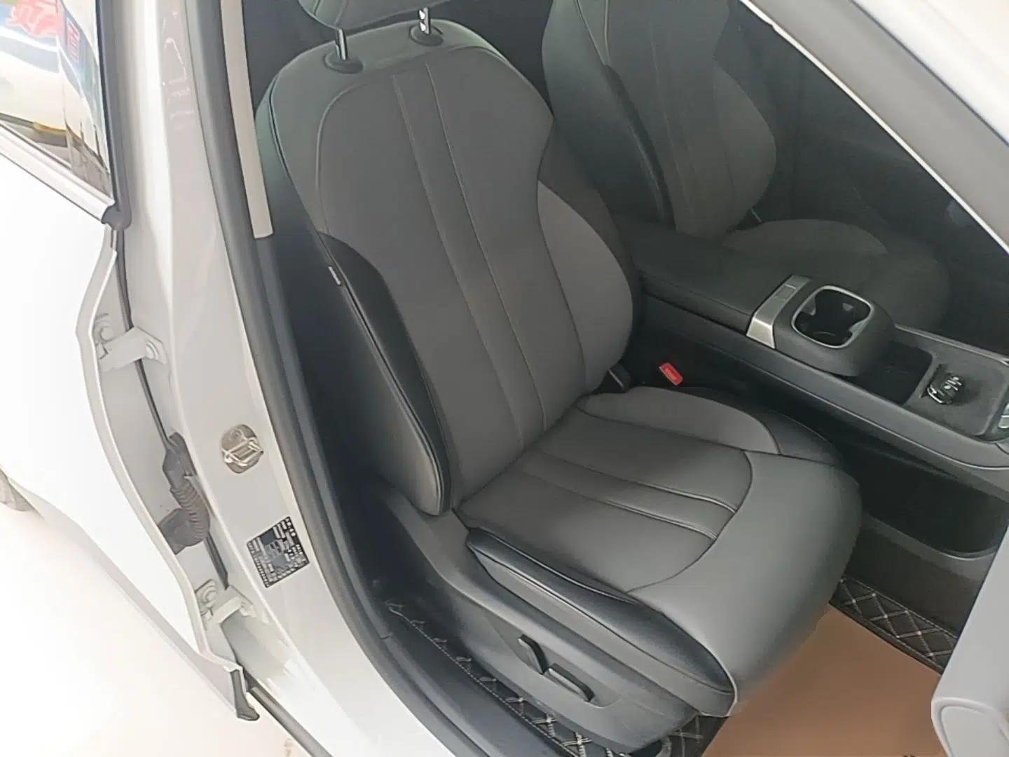 MG ES5 2025 525max Rear-Drive Intelligent Driving Version — миниатюра 23