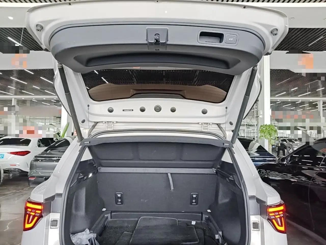 MG ES5 2025 525max Rear-Drive Intelligent Driving Version — миниатюра 21