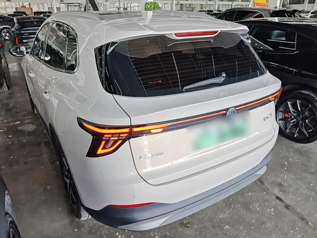 MG ES5 2025 525max Rear-Drive Intelligent Driving Version — миниатюра 7