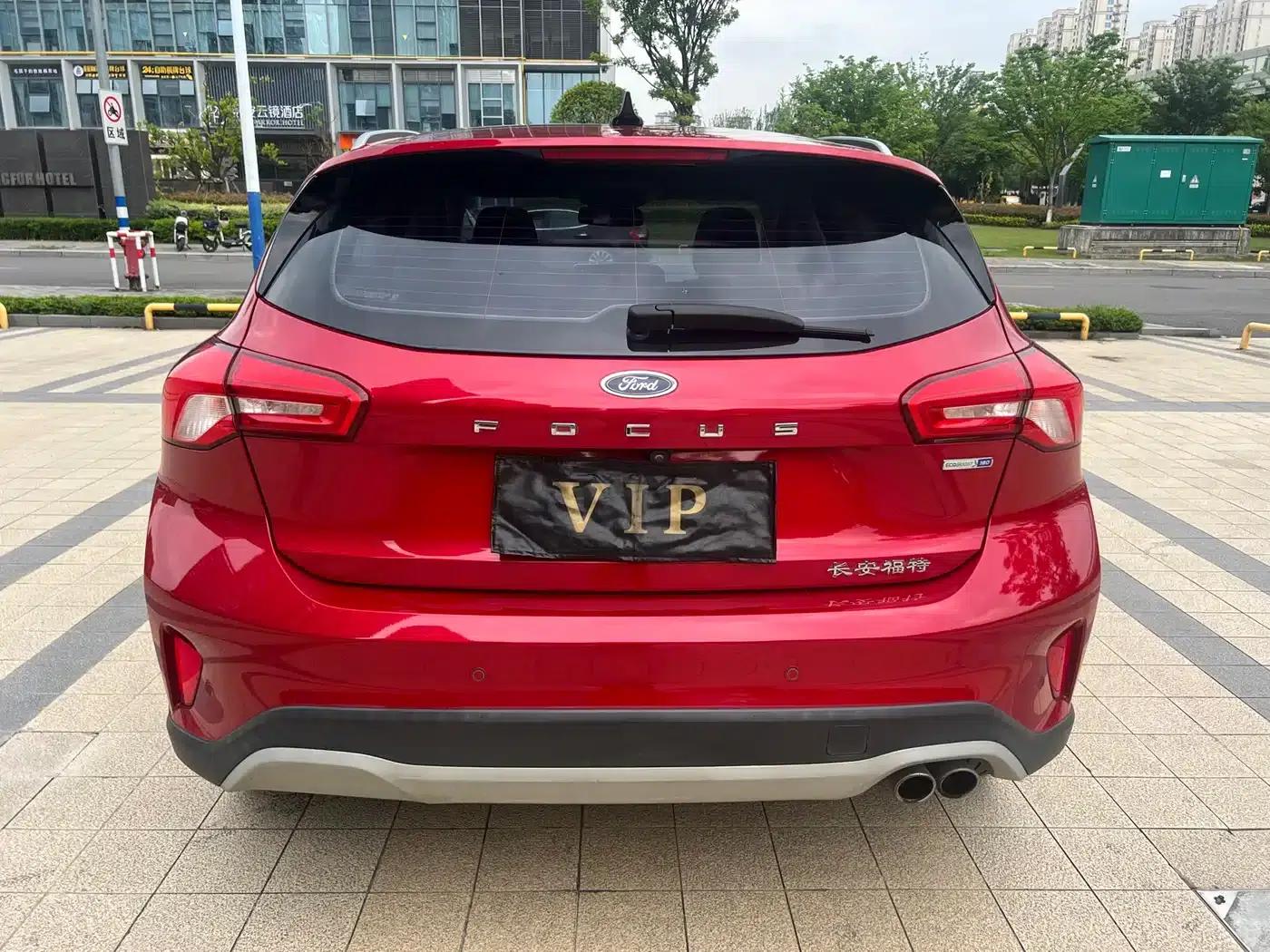 2020 Ford Focus Active EcoBoost 180 Automatic Sport Edition — миниатюра 19